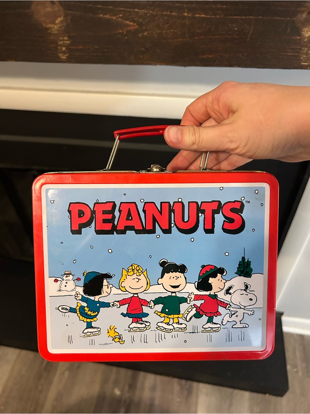 1999 Peanuts Winter Skating Metal Lunch Box